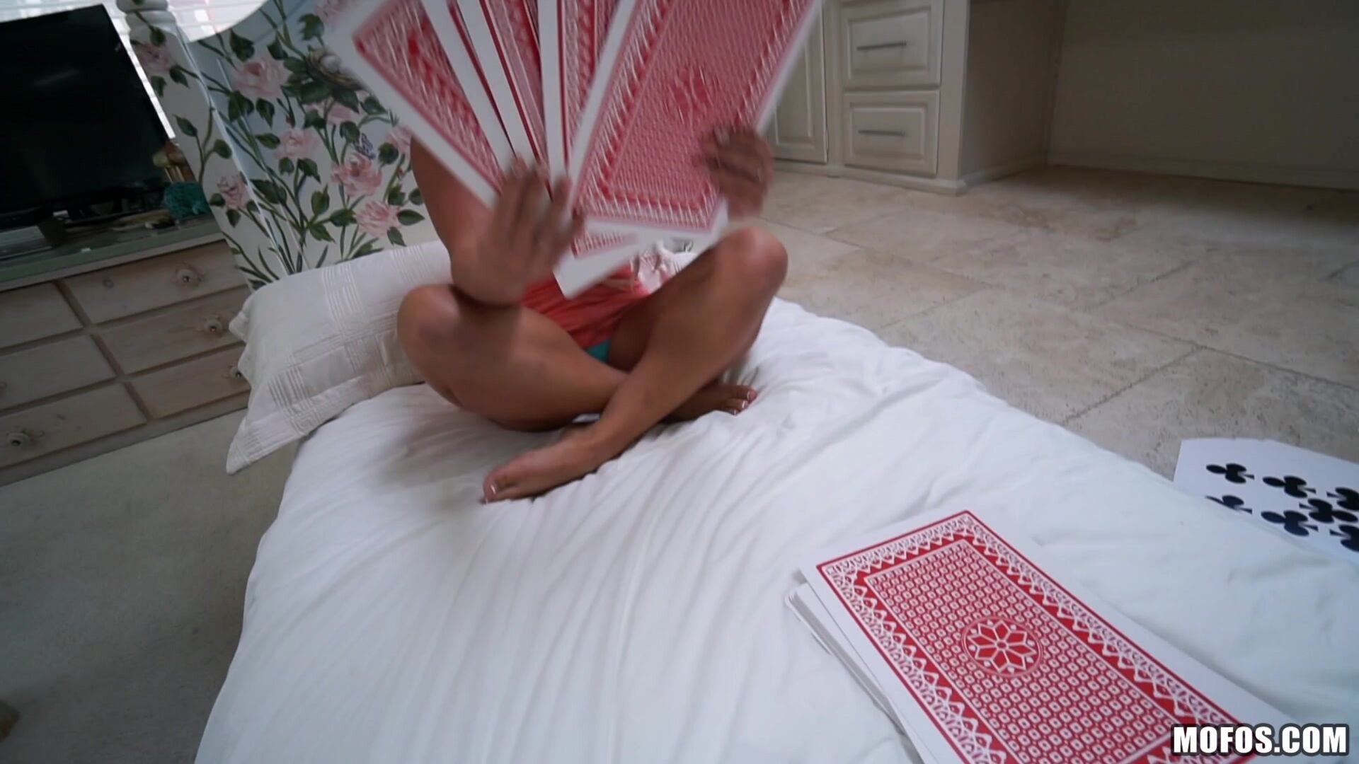 Athletic Spinner Deepthroats Cock