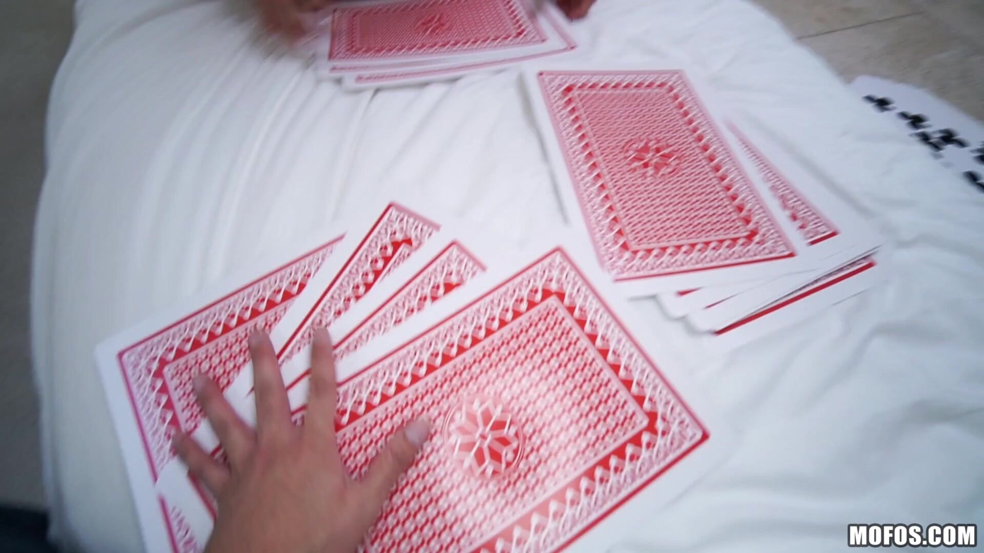 Athletic Spinner Deepthroats Cock