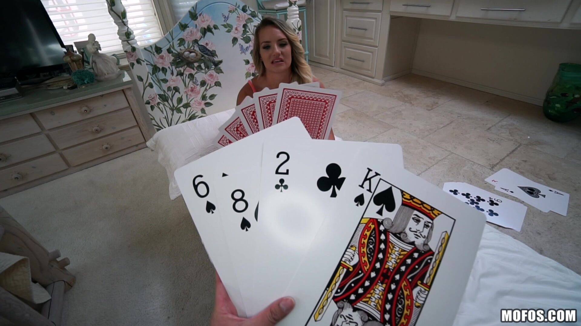 Athletic Spinner Deepthroats Cock