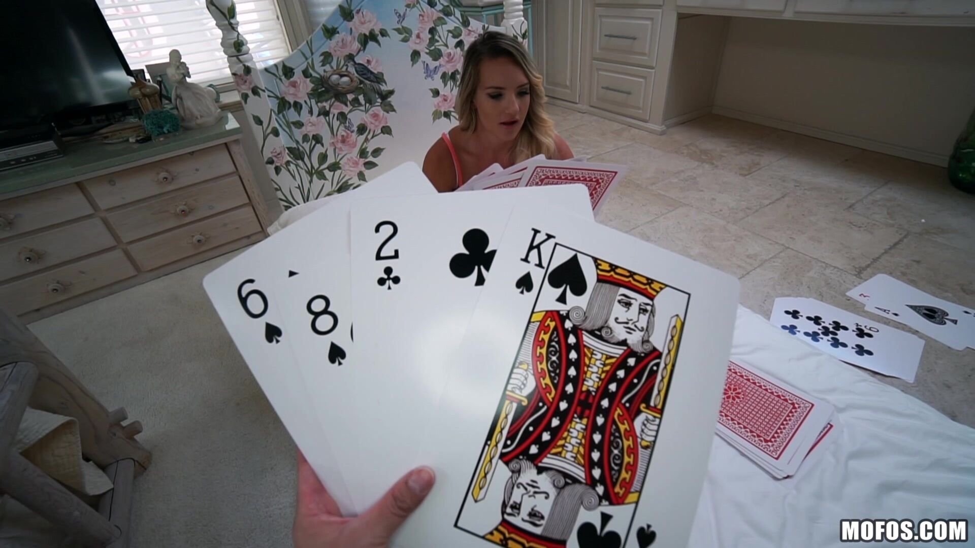Athletic Spinner Deepthroats Cock