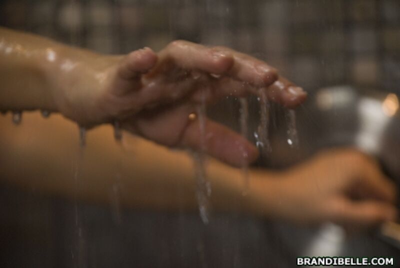 Sex in the Shower 0201