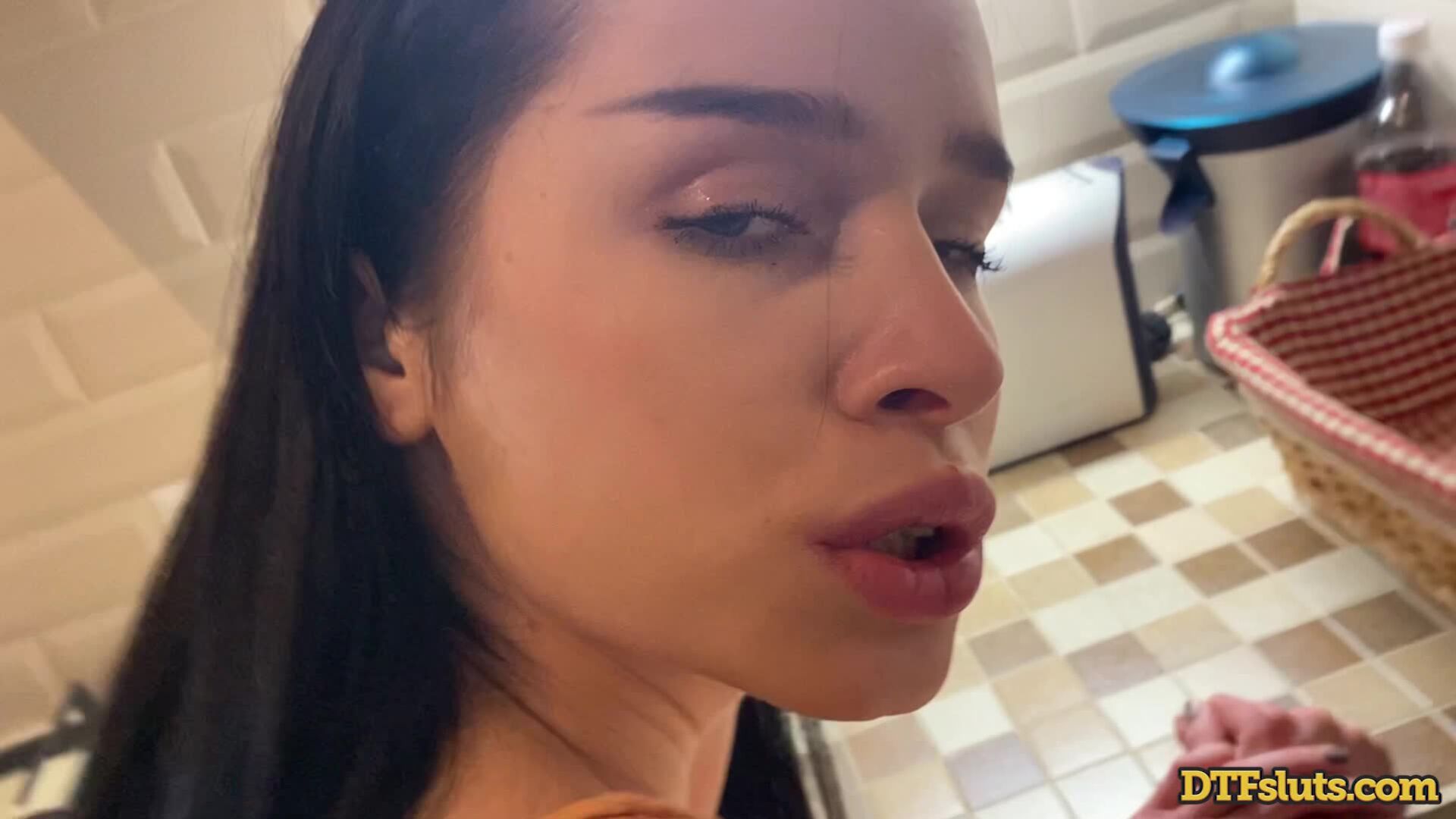 Juicy Leila: Sexy brunette babe needs cock before coffee