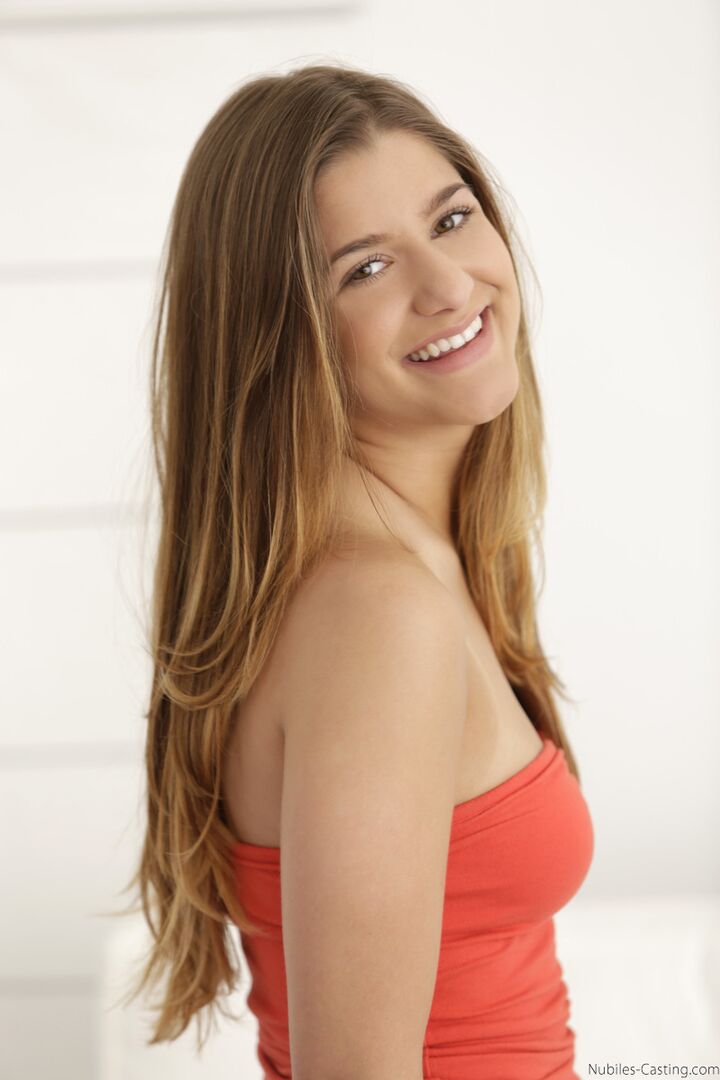 Sara Luvv Cast Teddi Rae Ep1 - S5:E9