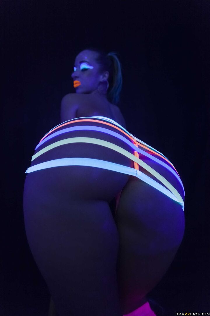 Blacklight Booty