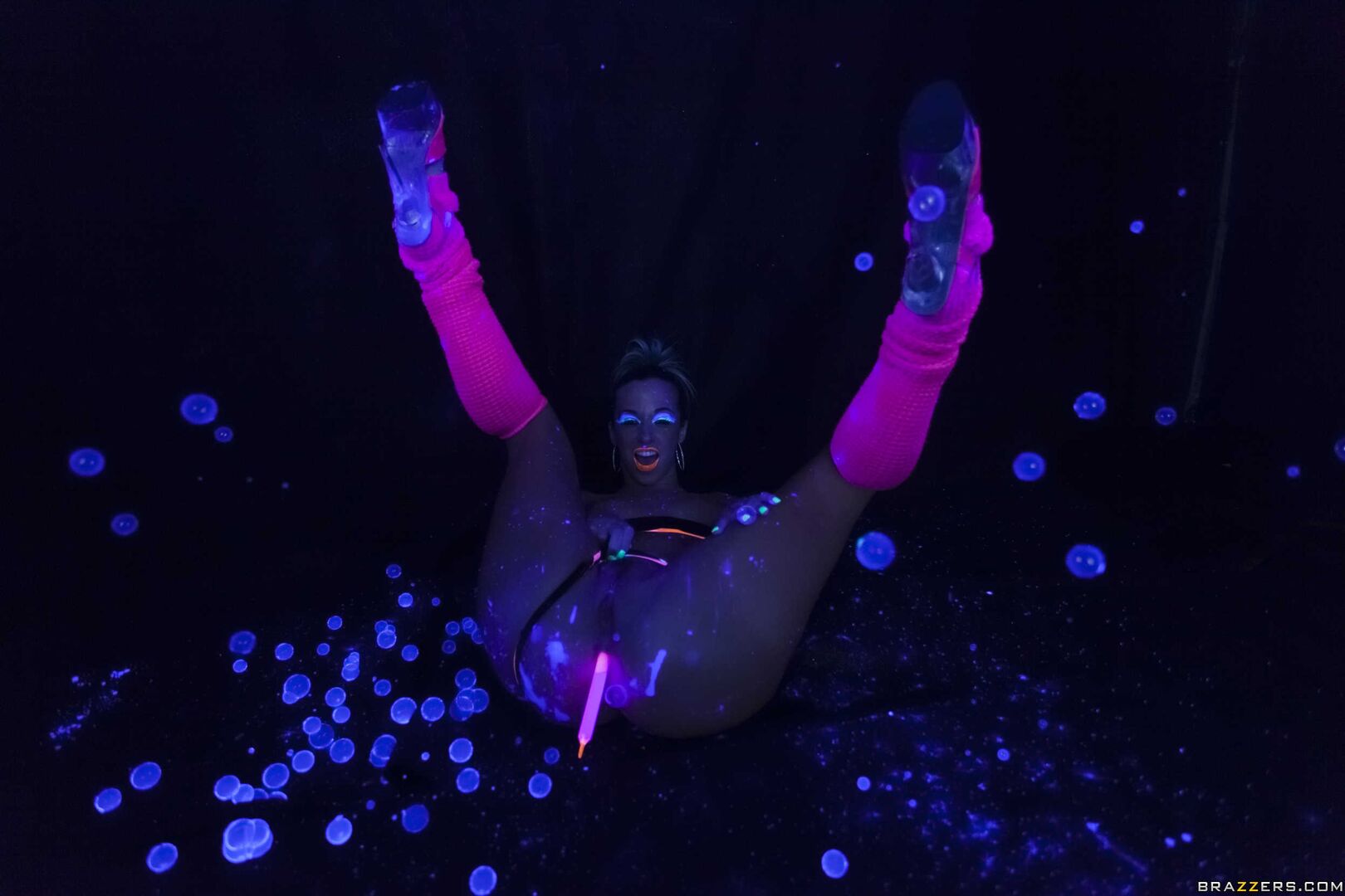 Blacklight Booty