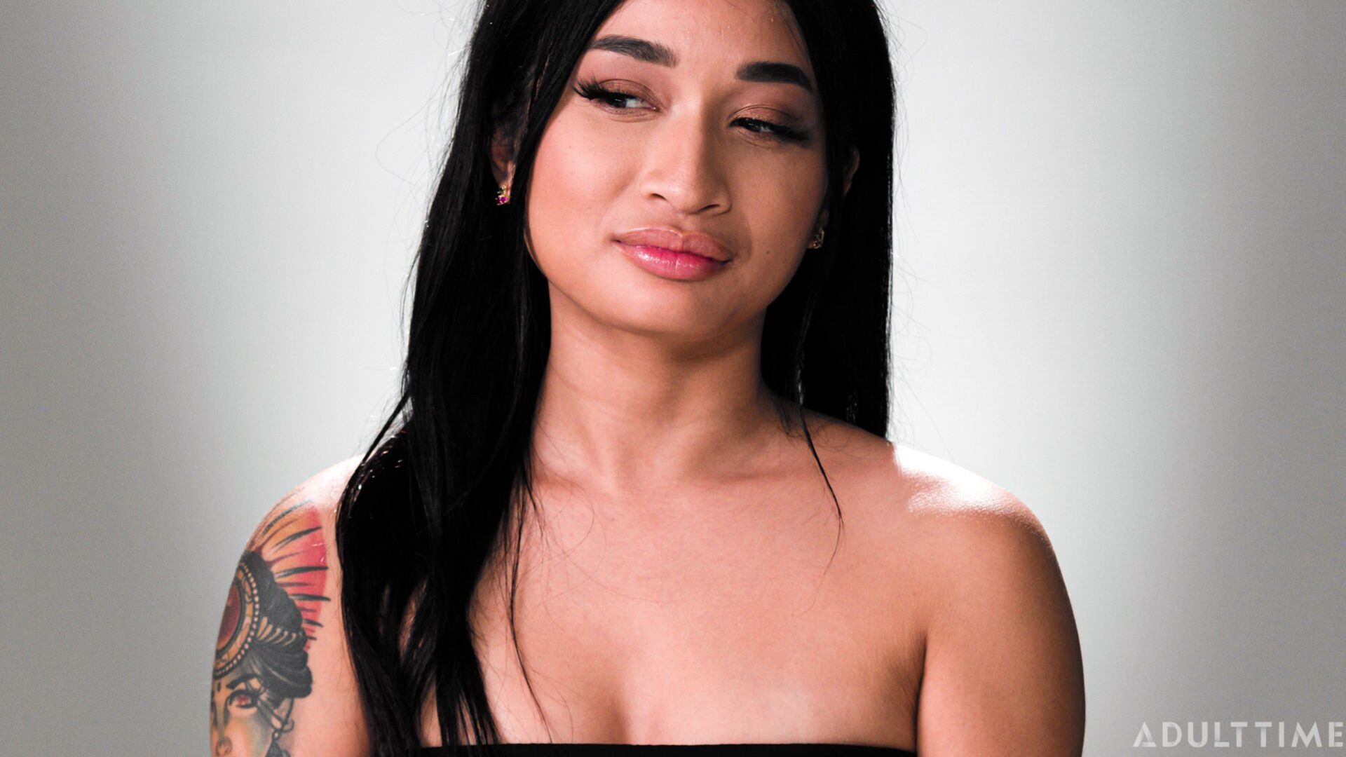How Women Orgasm - Avery Black