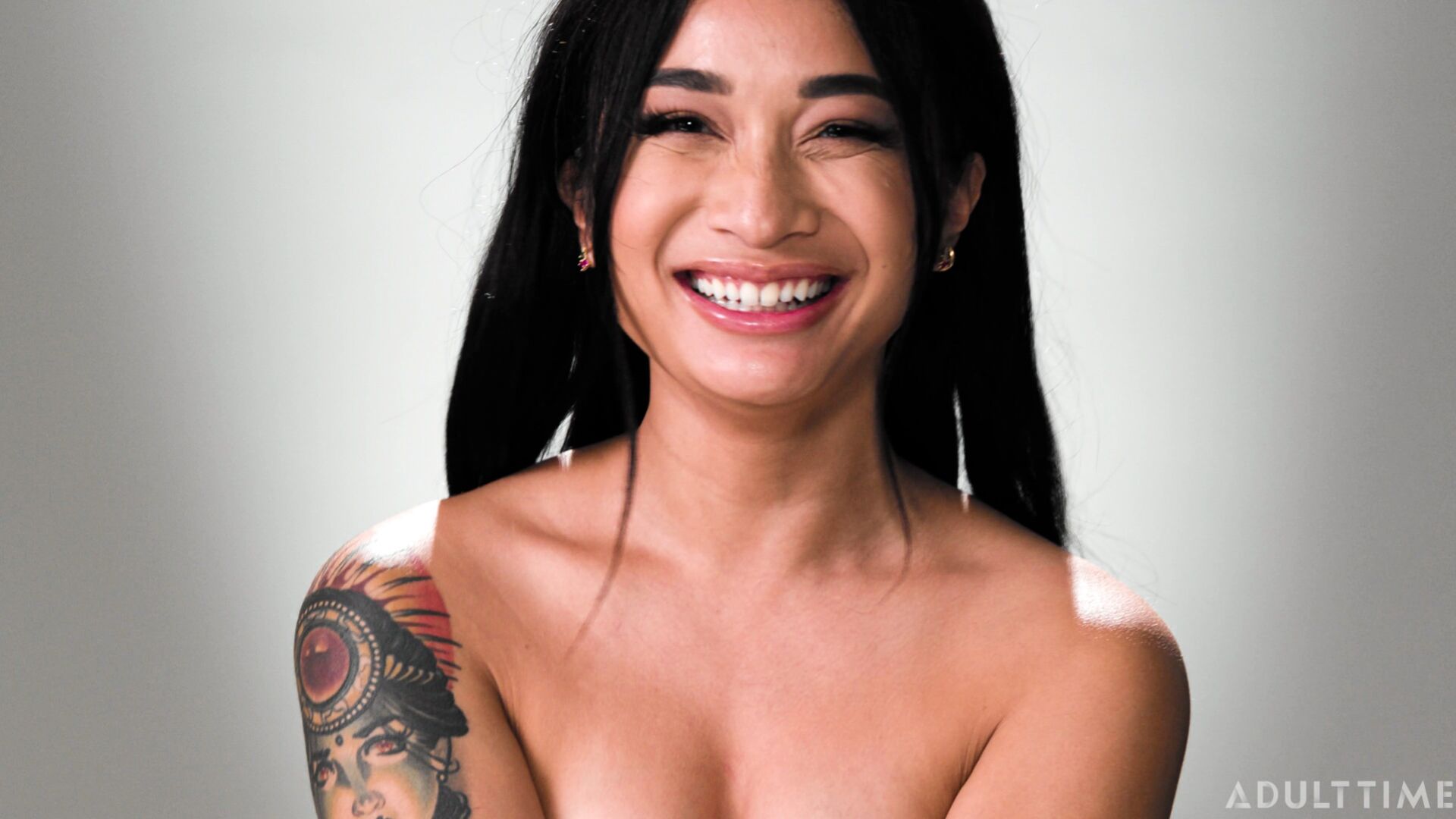How Women Orgasm - Avery Black