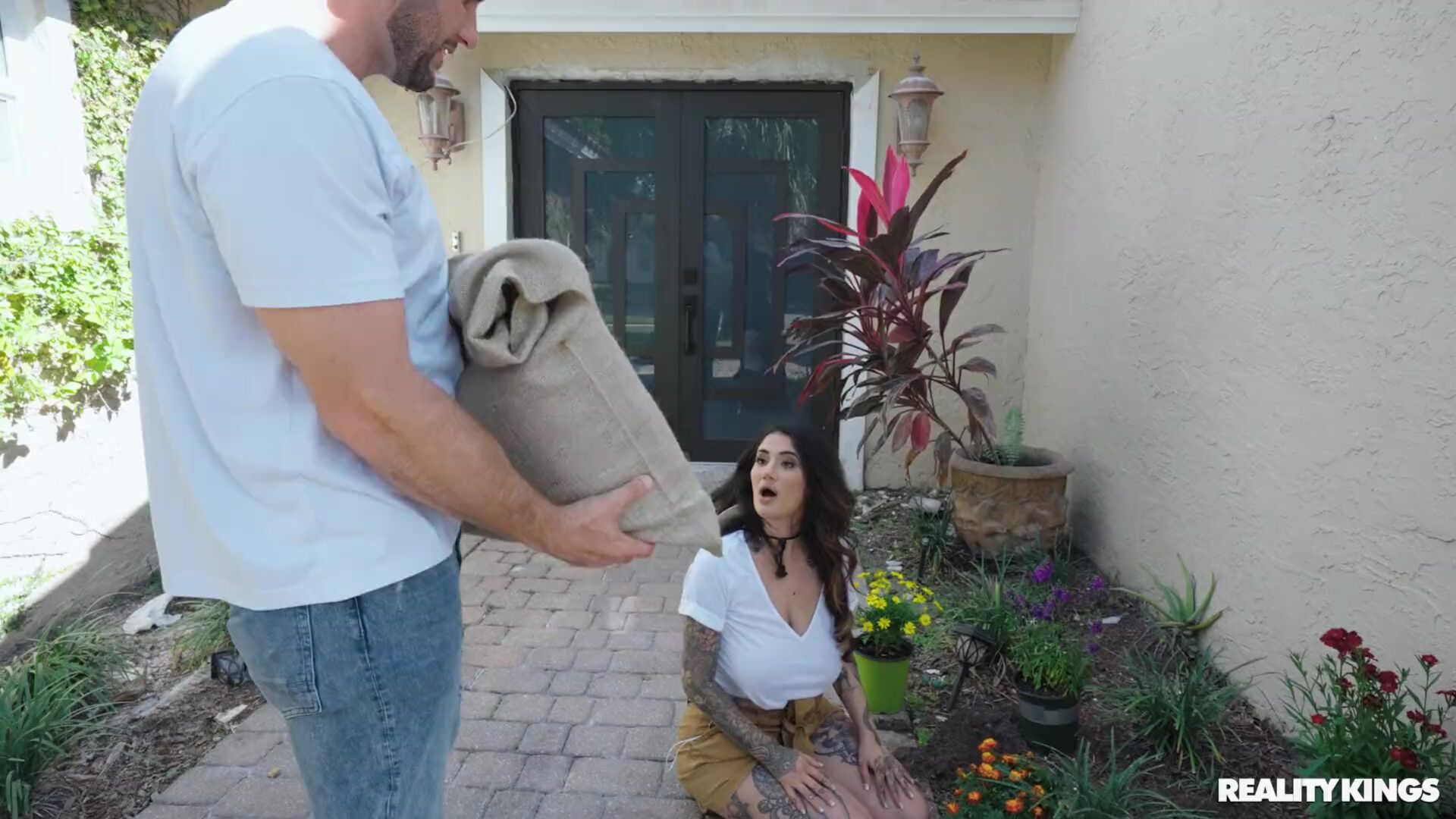 Hunting The Horny Gardener