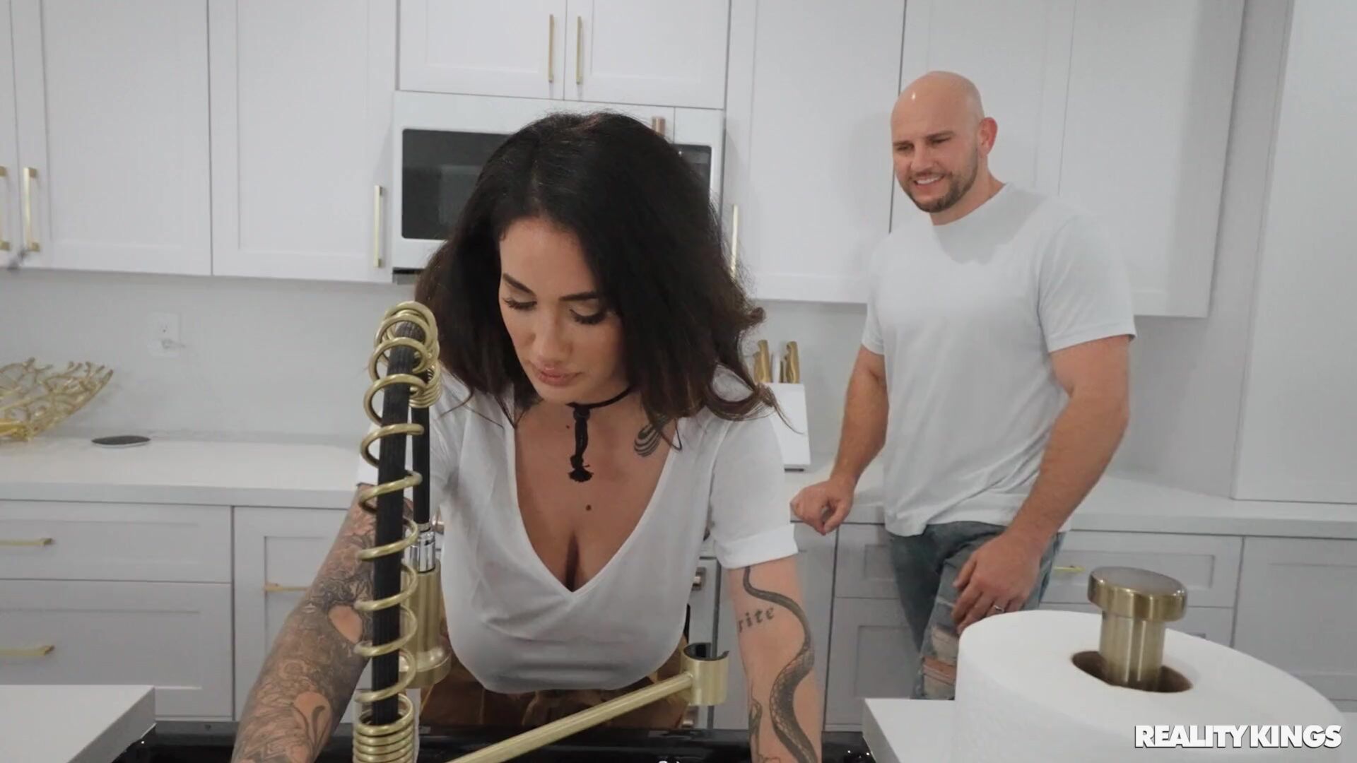 Hunting The Horny Gardener