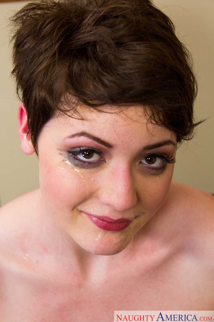 Student Nora Belle fucking in the desk with her brown eyes