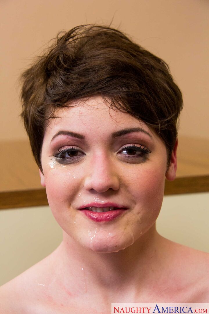 Student Nora Belle fucking in the desk with her brown eyes