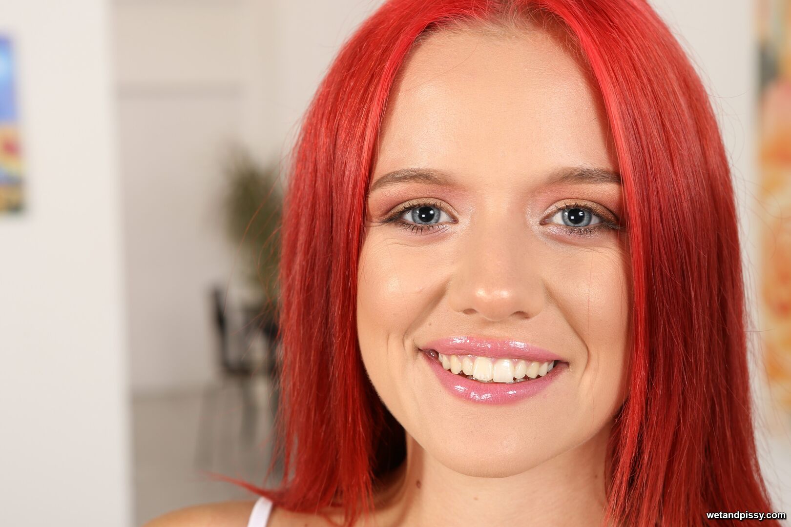 TIFFANY LOVE — TEMPTING PEE TASTING