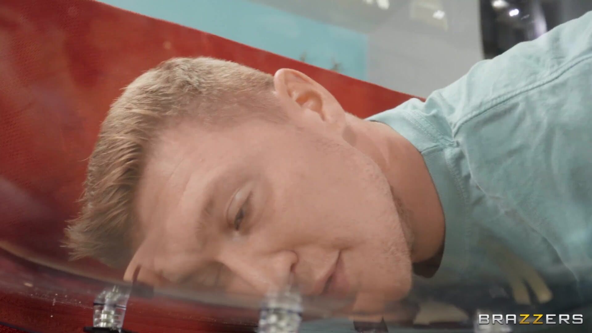 Sniff & Lick, Face Sit