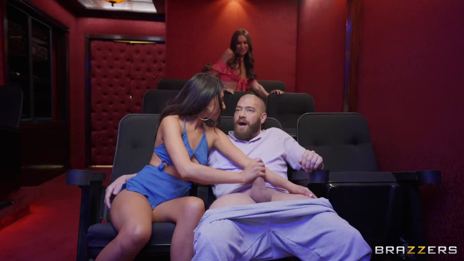 Flicks & Threesome Fucks